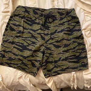 Rvca shorts size M